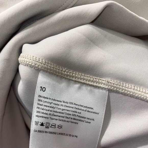 Lululemon Softstreme Perfectly Oversized Cropped women’s Crew - Picture 5 of 5